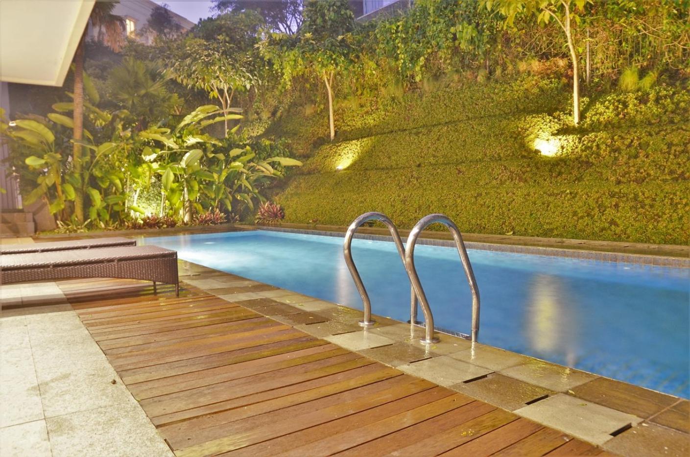 Oyama City View Villa 4 Bedrooms With A Private Swimming Pool 반둥 외부 사진