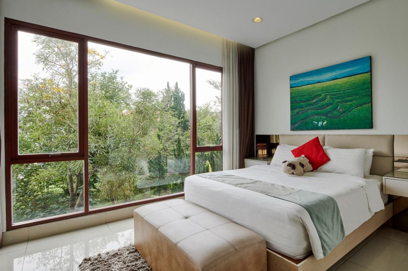 Oyama City View Villa 4 Bedrooms With A Private Swimming Pool 반둥 외부 사진