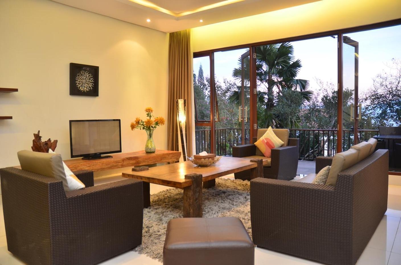 Oyama City View Villa 4 Bedrooms With A Private Swimming Pool 반둥 외부 사진