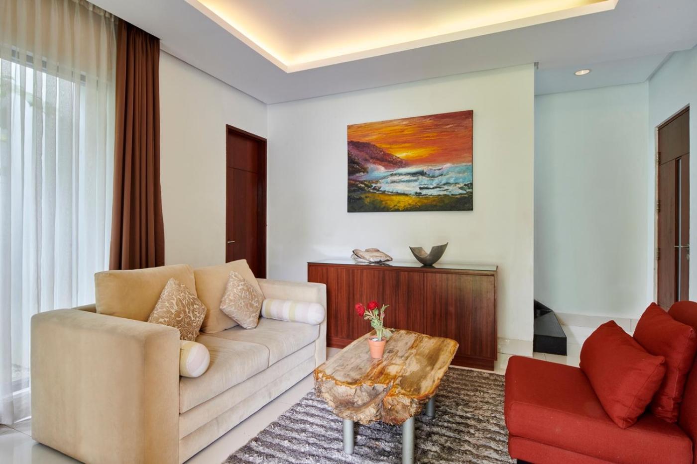 Oyama City View Villa 4 Bedrooms With A Private Swimming Pool 반둥 외부 사진